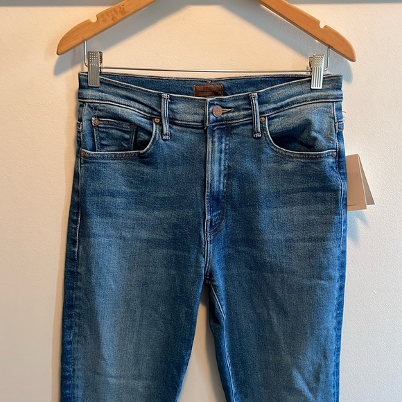 MOTHER The Insider Crop Step Fray Size 28 NWT - Picture 6 of 16